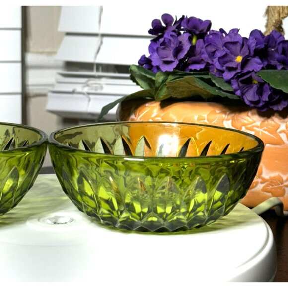 Vintage Indiana Glass Mt. Vernon Green Salad Bowls x 2 - Picture 9 of 12